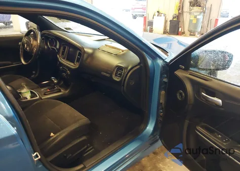 2019 Dodge Charger Scat Pack Rwd z USA, uszkodzony, nr VIN 2C3CDXGJ6KH572539